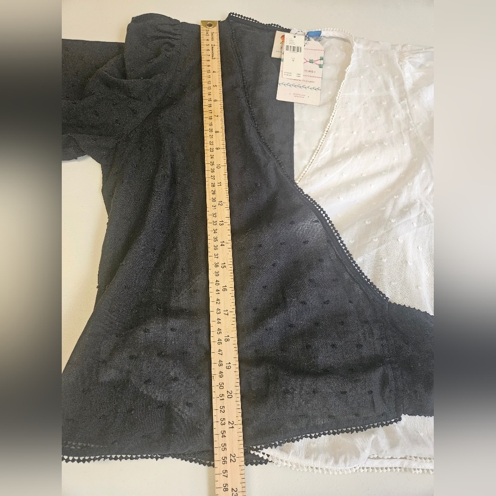 Farm Rio By- Anthropologie Black and White Blouse M Wrap NWT - Picture 4 of 8